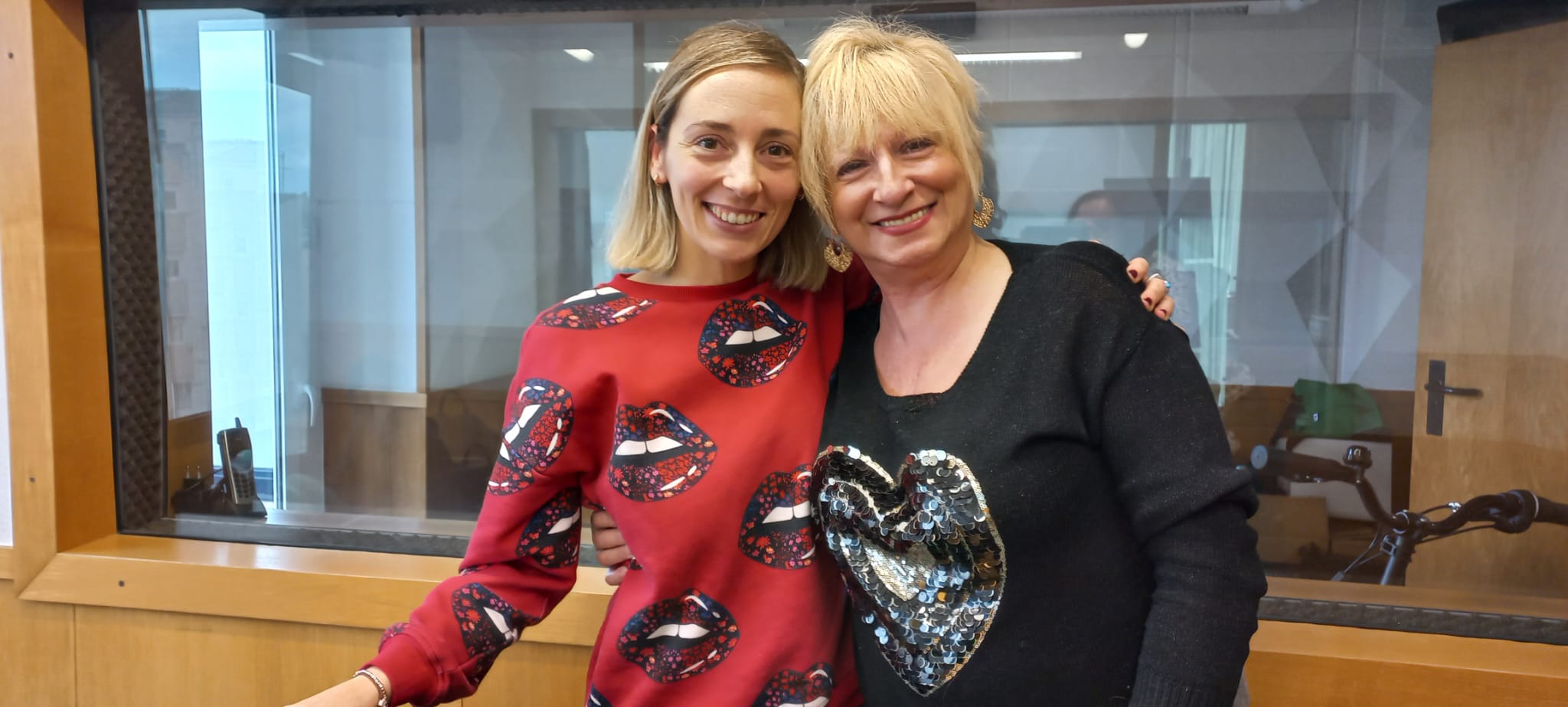 Desfilada solidària en benefici d'Afanoc: moda, actuacions, sortejos i diverses sorpreses Desfilada solidària en benefici d'Afanoc: moda, actuacions, sortejos i diverses sorpreses