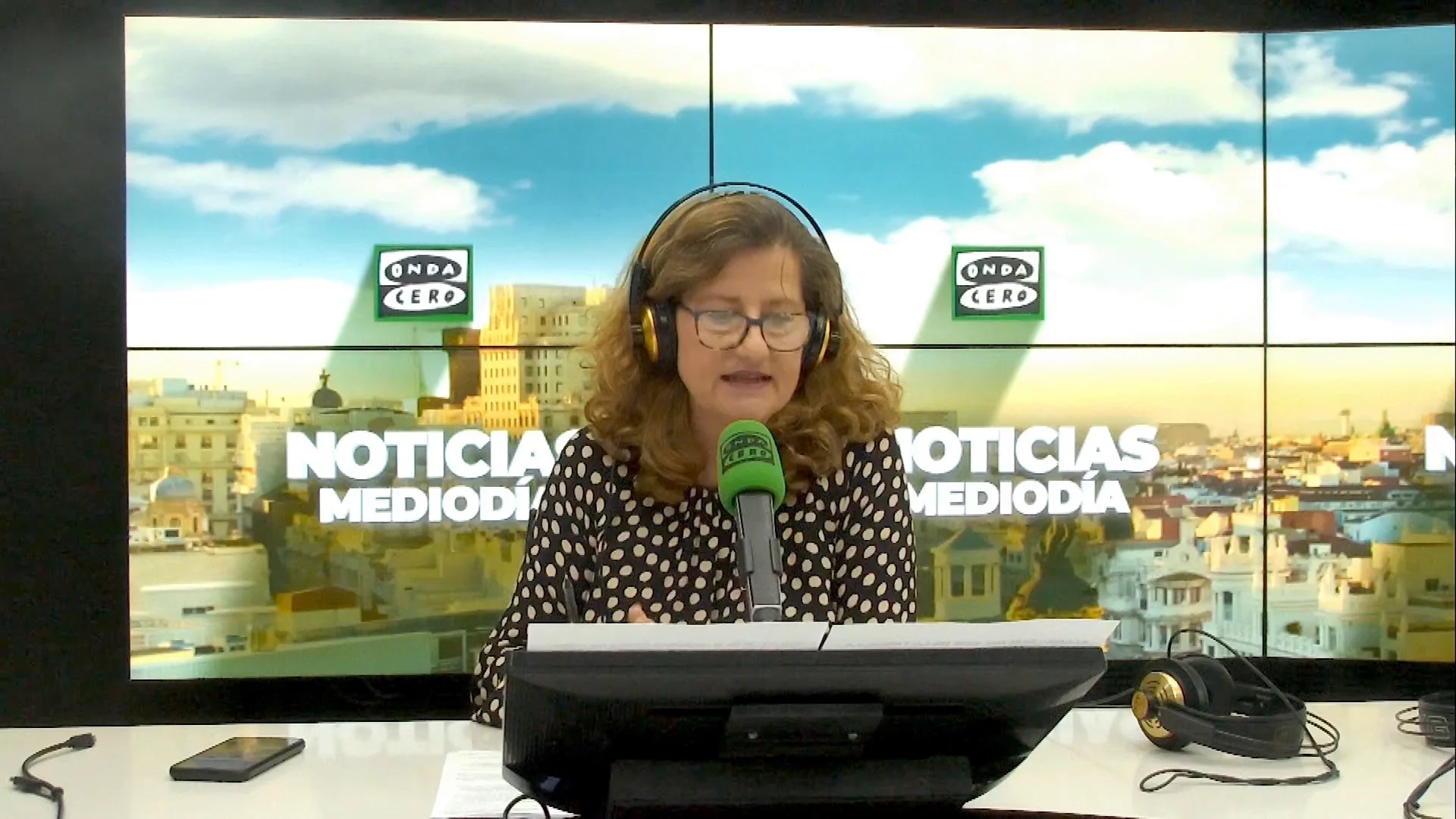 Elena Gijón: "Sánchez ha justificado que él es la respuesta a todos los males" Elena Gijón: "Sánchez ha justificado que él es la respuesta a todos los males"