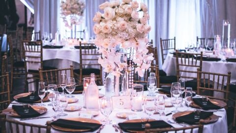 Mesa de celebración de una boda