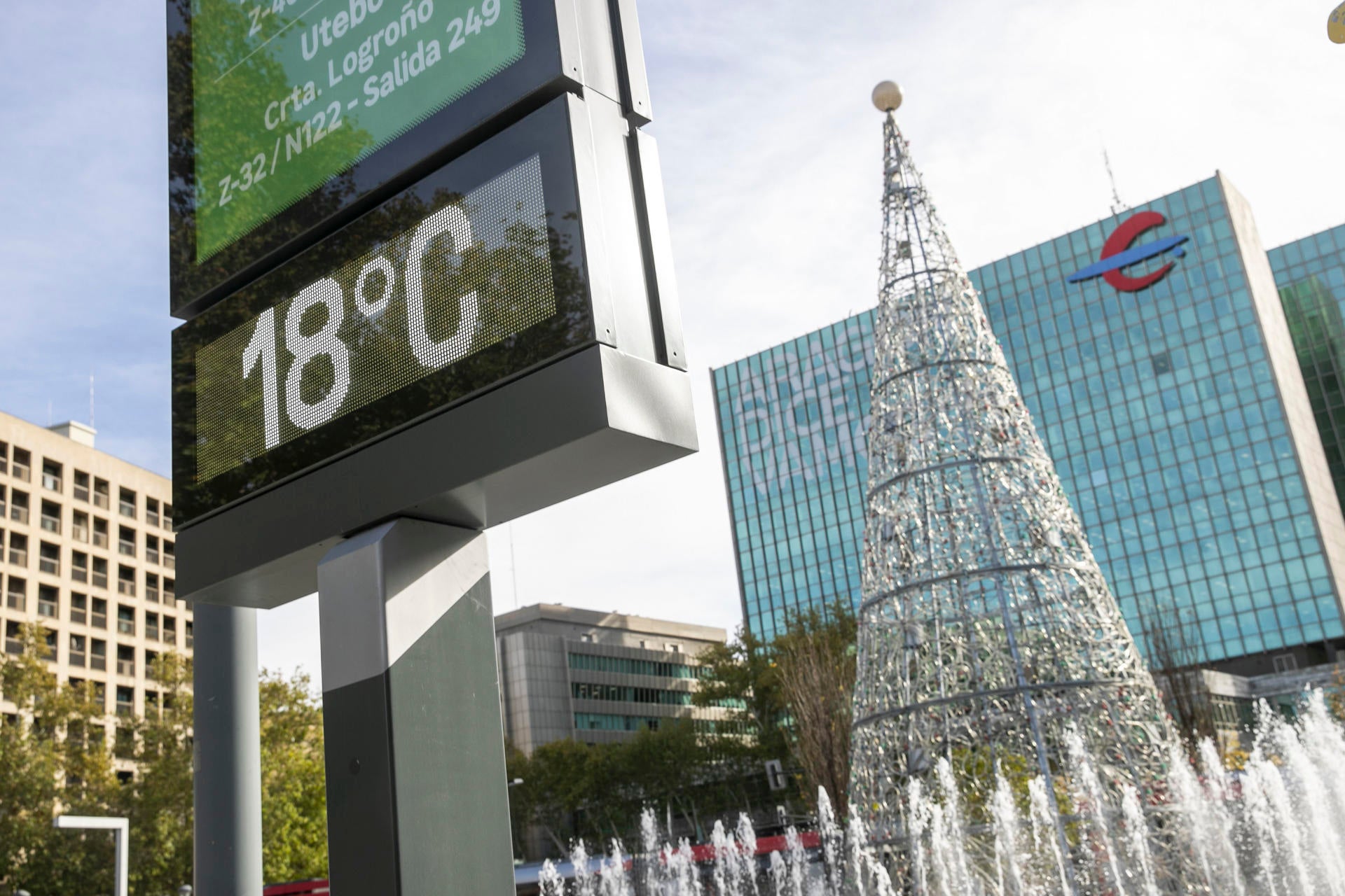 El veranillo de San Martín se mantiene este viernes, aunque las temperaturas ya comienzan a bajar El veranillo de San Martín se mantiene este viernes, aunque las temperaturas ya comienzan a bajar