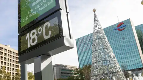 El veranillo de San Martín se mantiene este viernes, aunque las temperaturas ya comienzan a bajar El veranillo de San Martín se mantiene este viernes, aunque las temperaturas ya comienzan a bajar