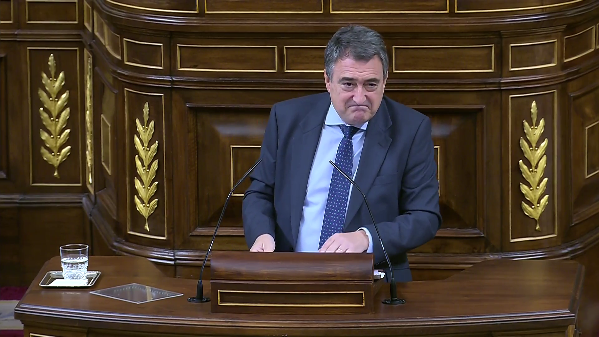 El PNV amaga con revelar lo que Feijóo le ofreció en su negociación El PNV amaga con revelar lo que Feijóo le ofreció en su negociación