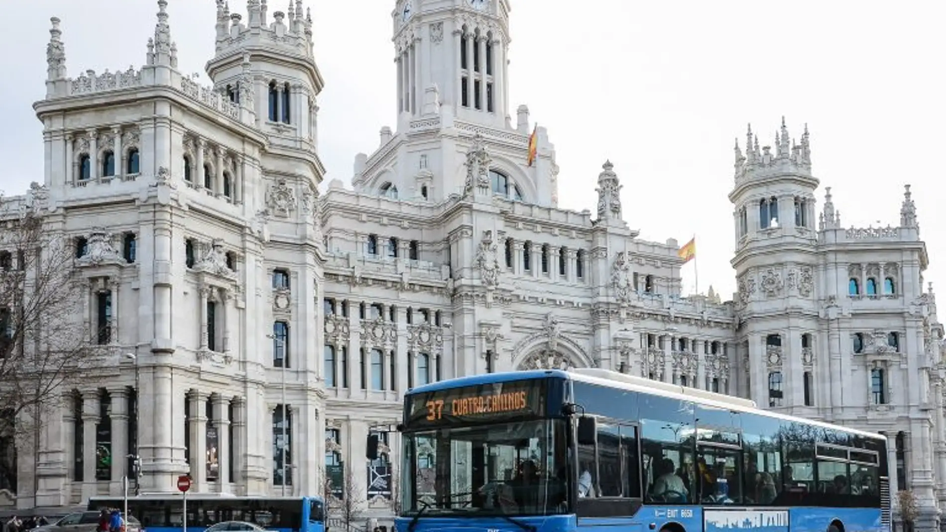 Los madrileños podrán viajar gratis en autobús durante los tres días del Black Friday