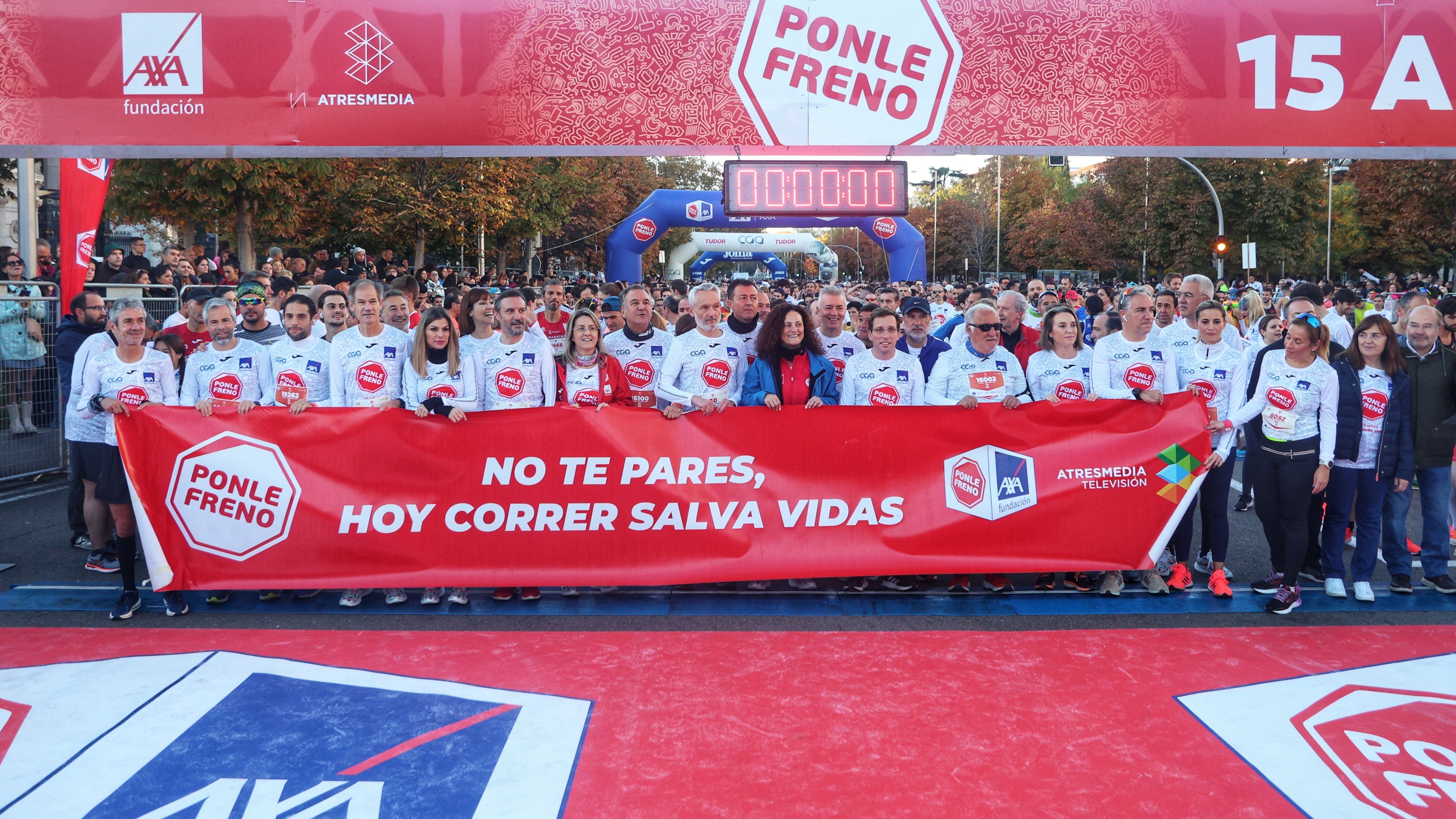 La emblemática carrera 'Ponle Freno' por las víctimas de tráfico reúne a más de 20.000 personas en su 15 aniversario La emblemática carrera 'Ponle Freno' por las víctimas de tráfico reúne a más de 20.000 personas en su 15 aniversario