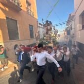 Sant Rafel corrió a “ritmo de traca” por las calles de La Nucía