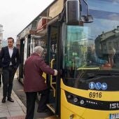 O Concello de Ourense pon en funcionamento un novo autobús municipal