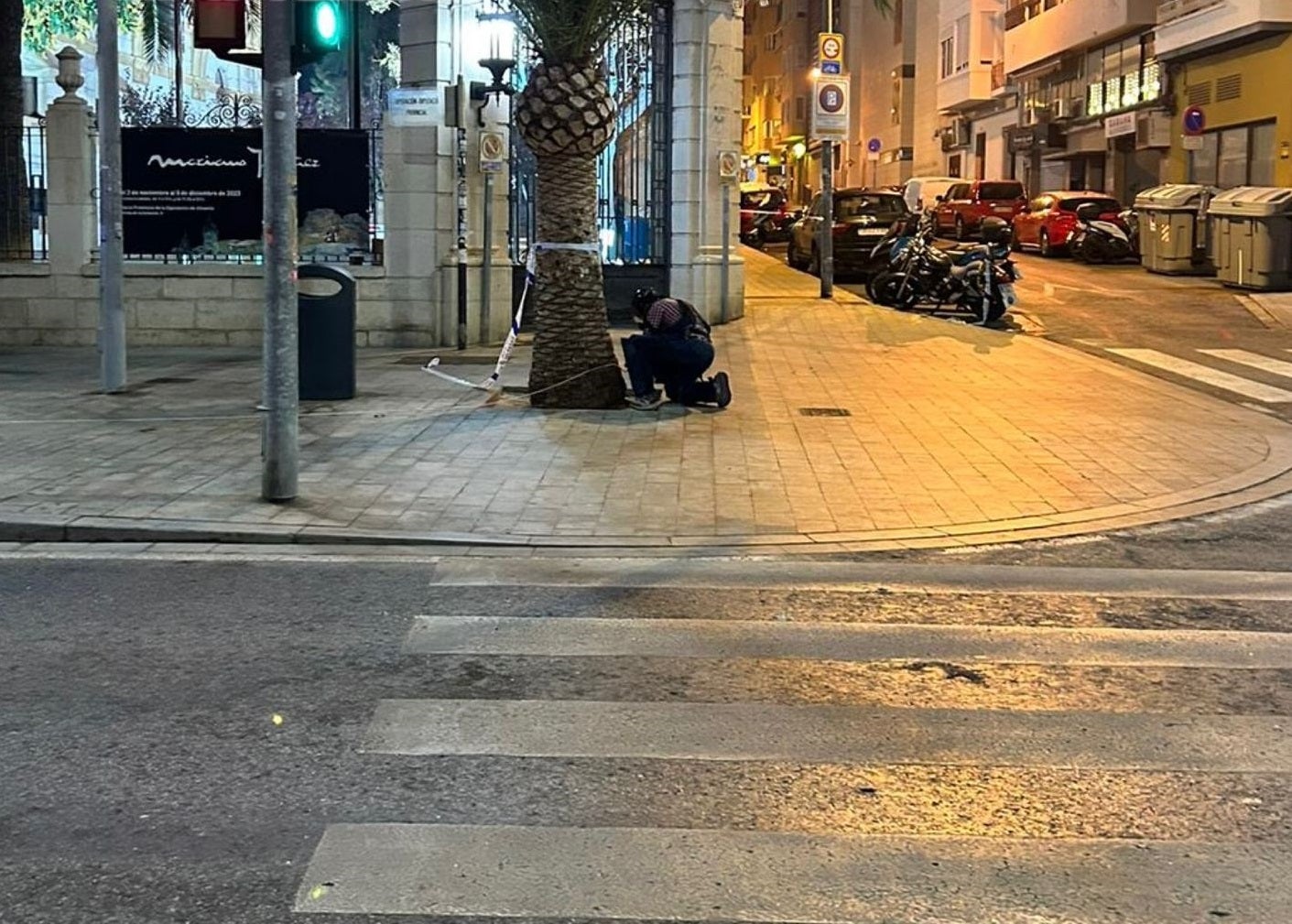 Desalojan el edificio de la Diputación de Alicante tras hallar un maletín sospechoso Desalojan el edificio de la Diputación de Alicante tras hallar un maletín sospechoso