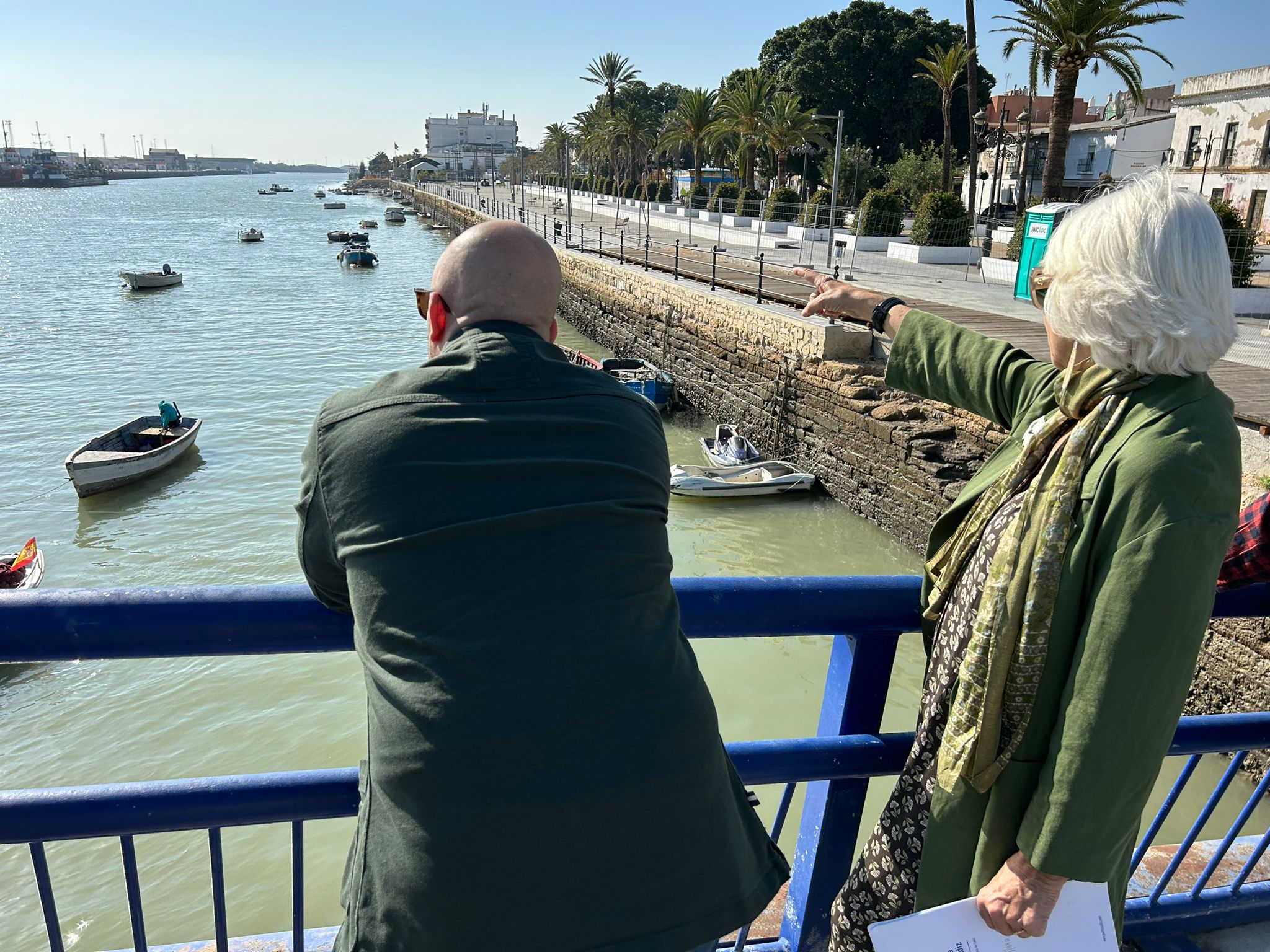 Avanza la rehabilitación del paramento vertical del muelle Local de El Puerto de Santa María Avanza la rehabilitación del paramento vertical del muelle Local de El Puerto de Santa María