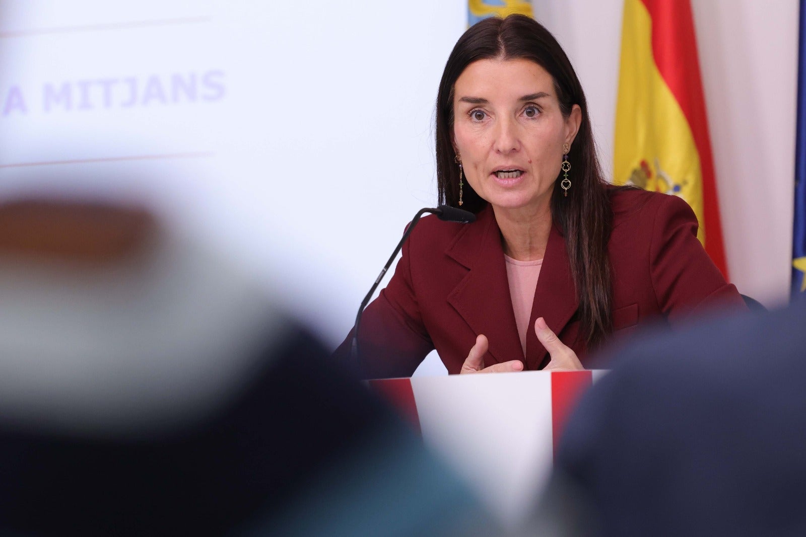Merino califica de "lamentable" la actitud del nuevo dueño de Marie Claire y desea que haya una solución "cuanto antes" Merino califica de "lamentable" la actitud del nuevo dueño de Marie Claire y desea que haya una solución "cuanto antes"