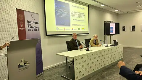 Presentación del libro ‘El largo camino hacia la autonomía. La adecuación de las ciudades de Ceuta y Melilla a la organización del Estado Autonómico’ Presentación del libro ‘El largo camino hacia la autonomía. La adecuación de las ciudades de Ceuta y Melilla a la organización del Estado Autonómico’