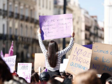 Més de la meitat de les dones té "molta por" de patir una agressió sexual al carrer Més de la meitat de les dones té "molta por" de patir una agressió sexual al carrer