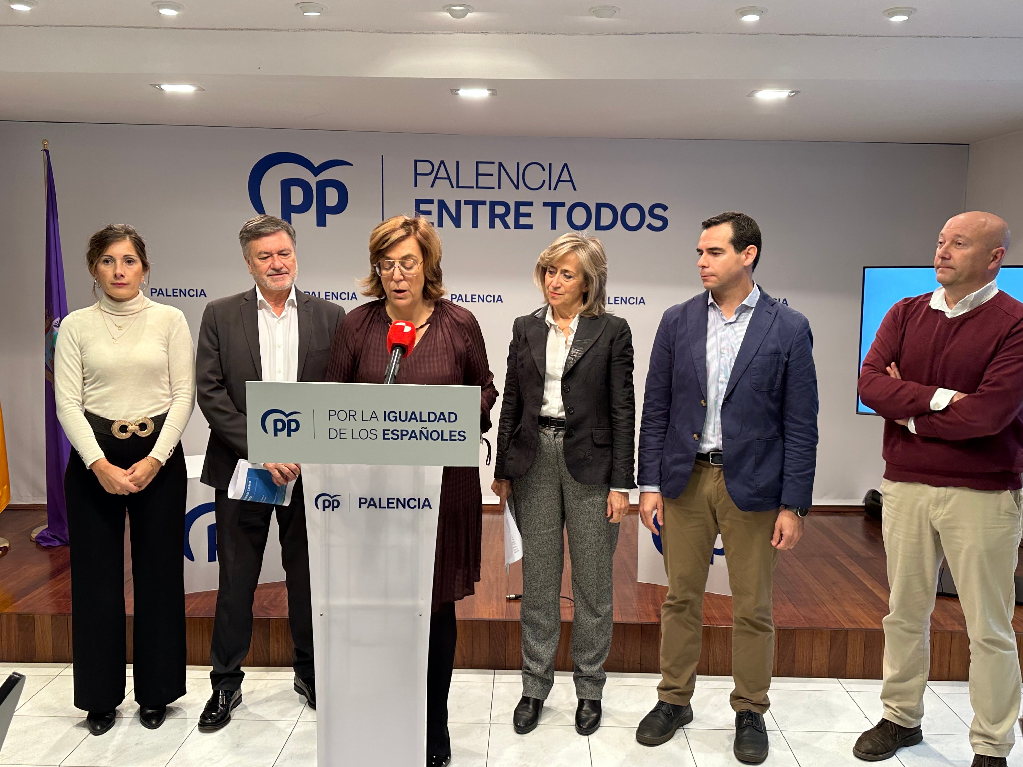 Armisén: "Sánchez ha elegido para el Ministerio de Sanidad a Mónica García, que utiliza la sanidad como arma arrojadiza" Armisén: "Sánchez ha elegido para el Ministerio de Sanidad a Mónica García, que utiliza la sanidad como arma arrojadiza"