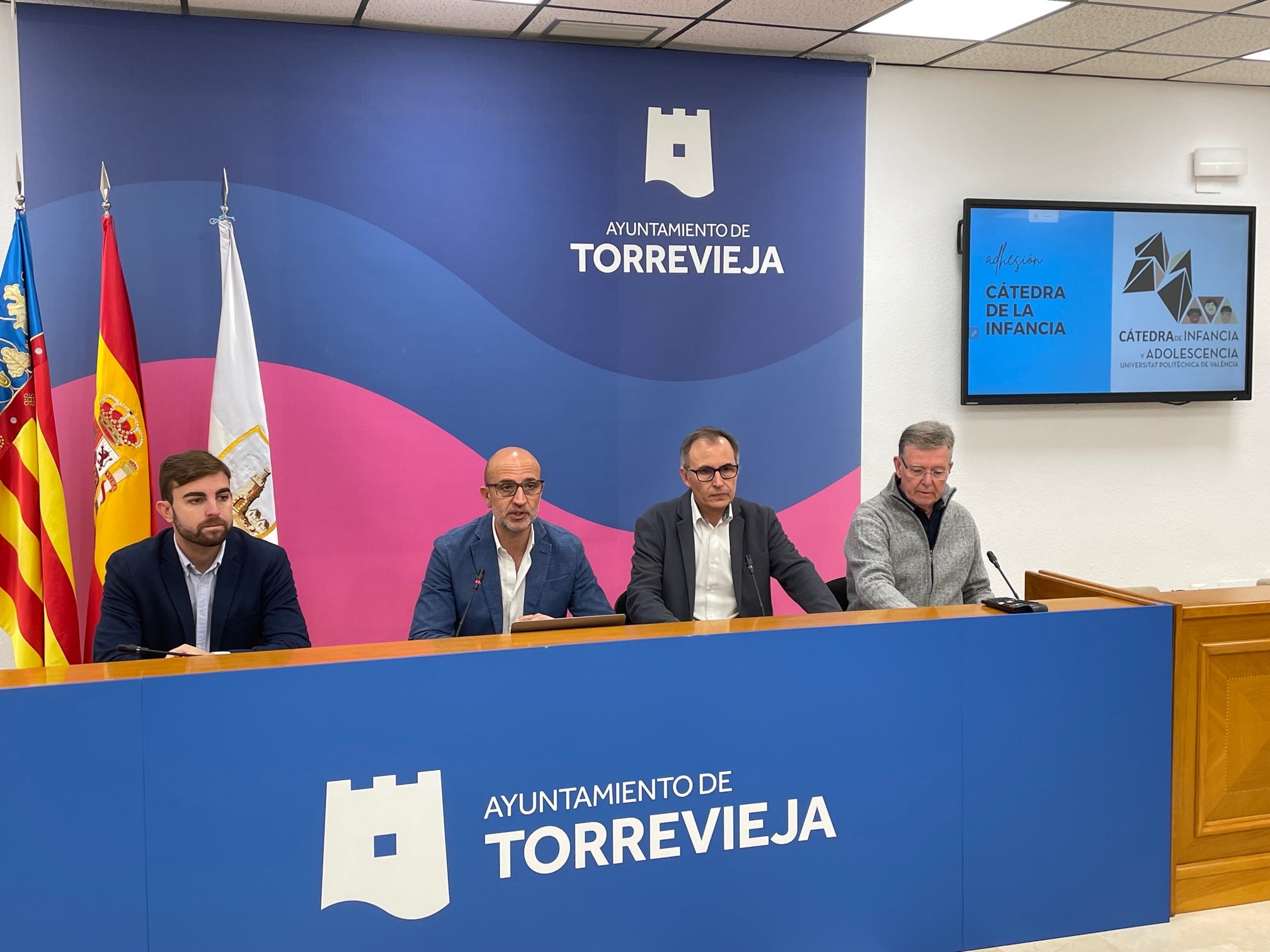 Torrevieja se adhiere a la cátedra de la infancia y la adolescencia en la sede de la Uned Torrevieja se adhiere a la cátedra de la infancia y la adolescencia en la sede de la Uned