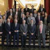 El director general de Energía y Minas de la Junta de Castilla y León en foto de familia con el decano Ángel Cámara y el subdirector general de minas, Daniel Torrejón. El director general de Energía y Minas de la Junta de Castilla y León en foto de familia con el decano Ángel Cámara y el subdirector general de minas, Daniel Torrejón.