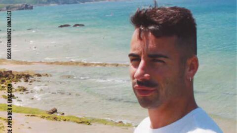 &Oacute;scar Fern&aacute;ndez, futbolista autor de "Vida y f&uacute;tbol, la importancia de aprender a fracasar"