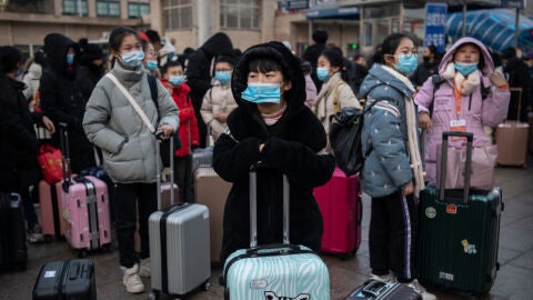 Alerta en China por la expansión de una neumonía en niños: los hospitales están desbordados