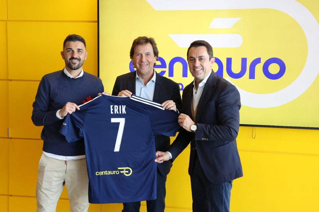 El CEO del C.F. Benidorm, David Villa, busca nuevas vías de colaboración con su patrocinador El CEO del C.F. Benidorm, David Villa, busca nuevas vías de colaboración con su patrocinador