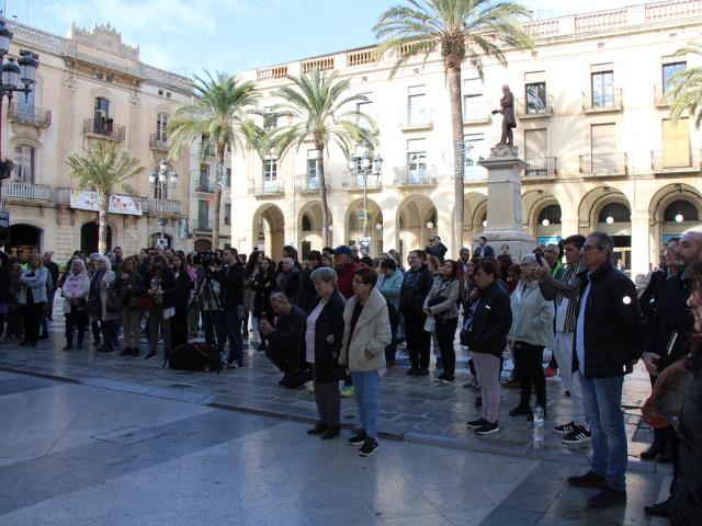 Vilanova es suma al 25N amb l'objectiu de sensibilitzar els més joves contra la violències masclistes Vilanova es suma al 25N amb l'objectiu de sensibilitzar els més joves contra la violències masclistes
