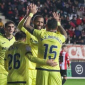Morales salva al Villarreal en Zamora