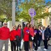 CCOO de Ceuta presenta su campaña centrada en el 25N con señales de tráfico