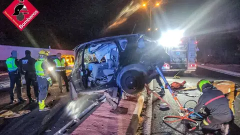 Un hombre de 72 años resulta herido en un accidente de circulación en la carretera Elche-Santa Pola. Un hombre de 72 años resulta herido en un accidente de circulación en la carretera Elche-Santa Pola.