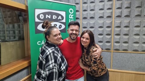 Tamara Beardo, Cristina Barraj&oacute;n y Adri&aacute;n Caballero.