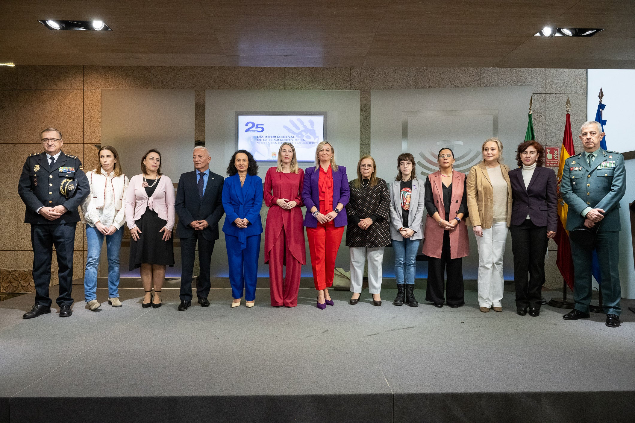 Se ha Celebrado el acto institucional en la Asamblea de Extremadura con motivo del Día Internacional para la Eliminación de la Violencia hacia las Mujeres Se ha Celebrado el acto institucional en la Asamblea de Extremadura con motivo del Día Internacional para la Eliminación de la Violencia hacia las Mujeres