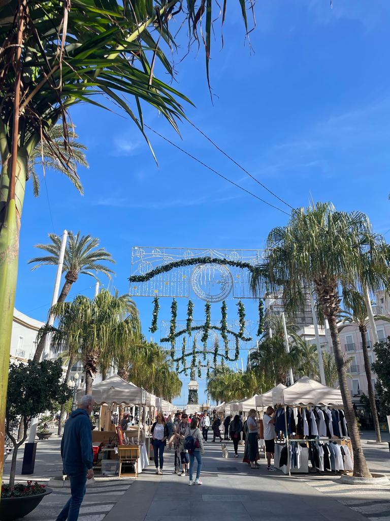 Cuándo y a qué hora encienden las luces de Navidad en Cádiz: Pasión Vega encenderá más de 1,6 millones de puntos de luz Cuándo y a qué hora encienden las luces de Navidad en Cádiz: Pasión Vega encenderá más de 1,6 millones de puntos de luz
