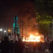 El apuñalamiento múltiple en Dublín provoca disturbios de grupos de "extrema derecha"