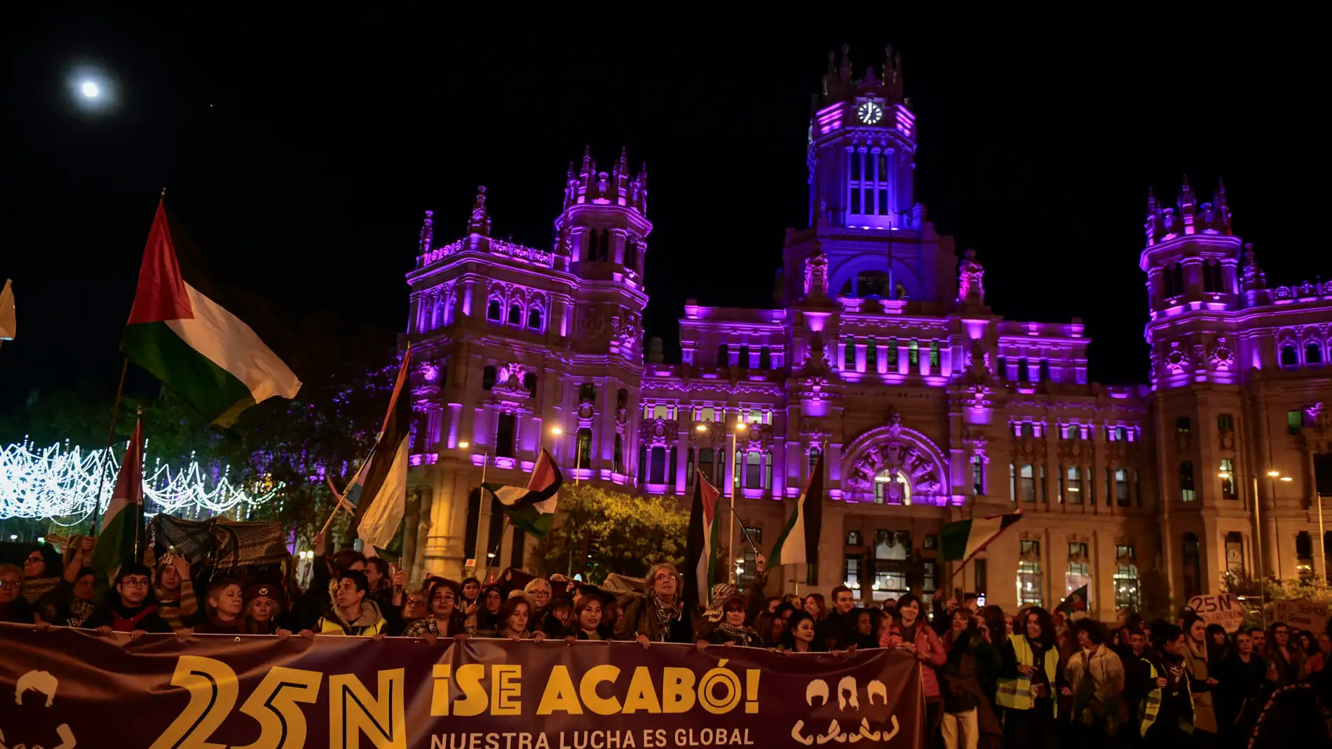Miles de personas vuelven a salir a la calle en Madrid en la segunda marcha por el 25N