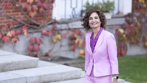 La vicepresidenta cuarta y ministra de Hacienda, María Jesús Montero María Jesús Montero asegura que la convivencia y el clima inversor mejorarán con la amnistía