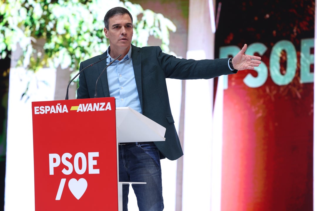 Sánchez dice que condenar las muertes en Gaza no es ideología sino humanidad y reprocha al PP sus críticas Sánchez dice que condenar las muertes en Gaza no es ideología sino humanidad y reprocha al PP sus críticas