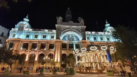 Carrusel de Navidad en la plaza del Ayuntamiento decoración