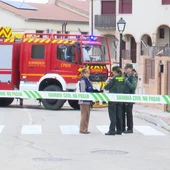 Detienen al hombre que atacó a la Guardia Civil con cóctoles motolov desde su casa en Villaluenga de la Sagra Detienen al hombre que atacó a la Guardia Civil con cóctoles motolov desde su casa en Villaluenga de la Sagra