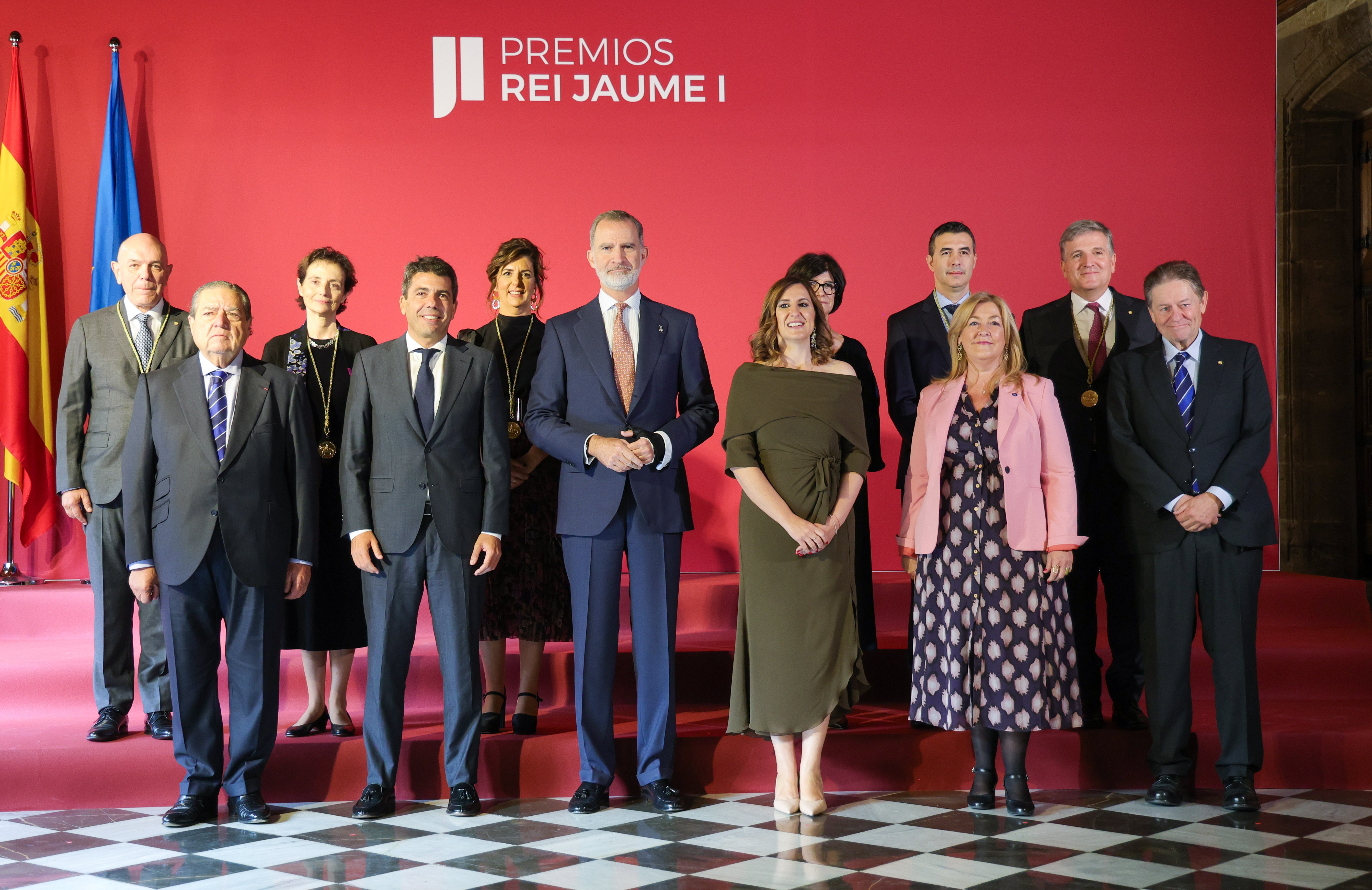 Felipe VI apuesta en Valencia por no desperdiciar el talento y mejorar los incentivos a la innovación empresarial Felipe VI apuesta en Valencia por no desperdiciar el talento y mejorar los incentivos a la innovación empresarial