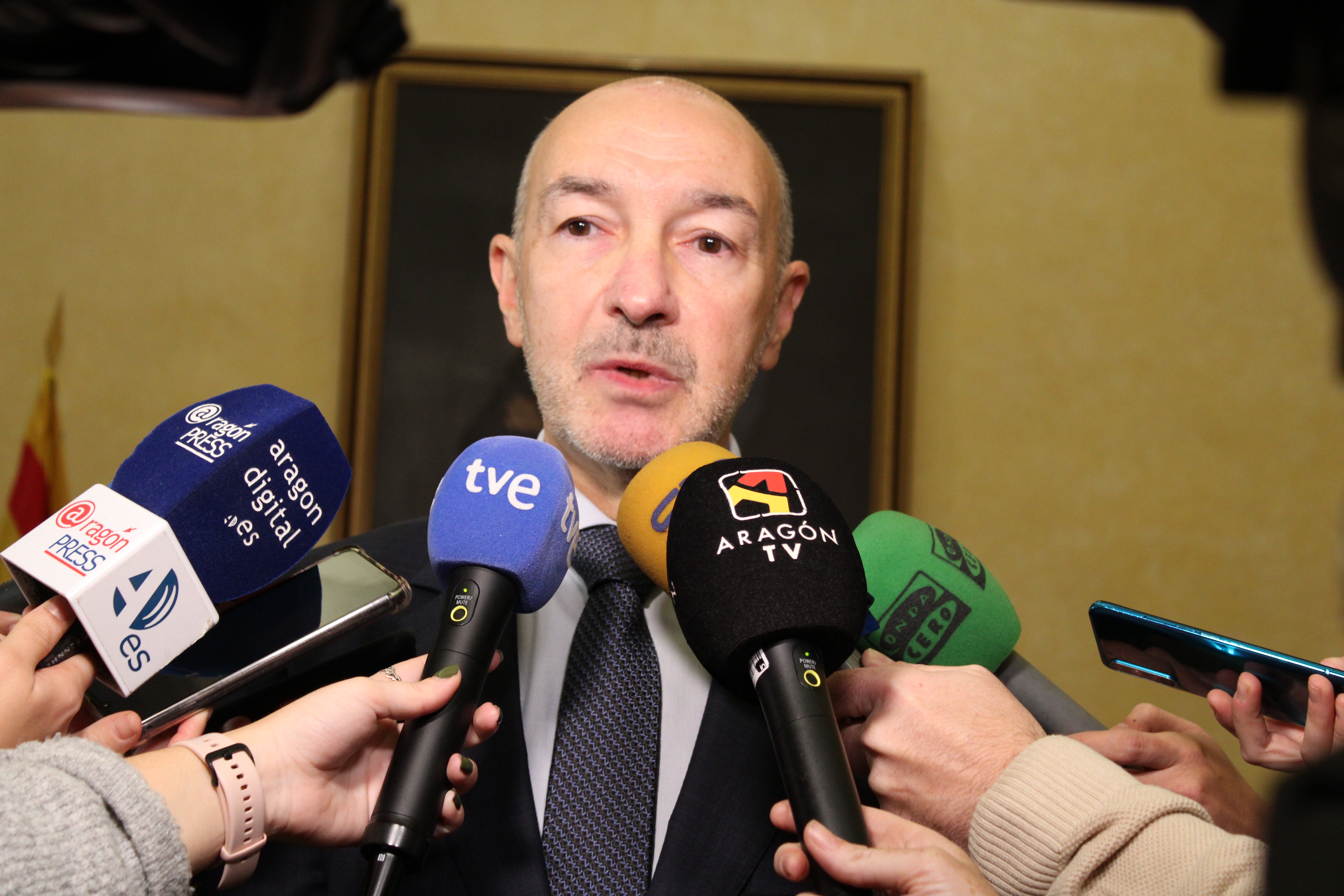 El delegado del Gobierno pide a Azcón que se centre en gestionar El delegado del Gobierno pide a Azcón que se centre en gestionar