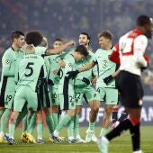El Atlético sella el pase a octavos ante el Feyenoord