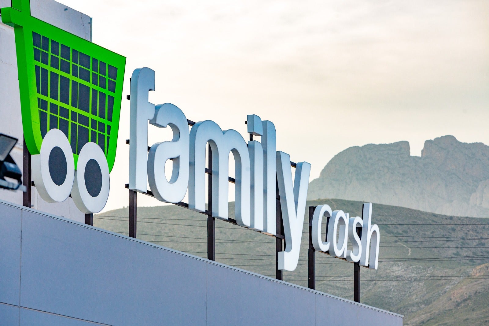 Family Cash, la cadena española más barata del país Family Cash, la cadena española más barata del país