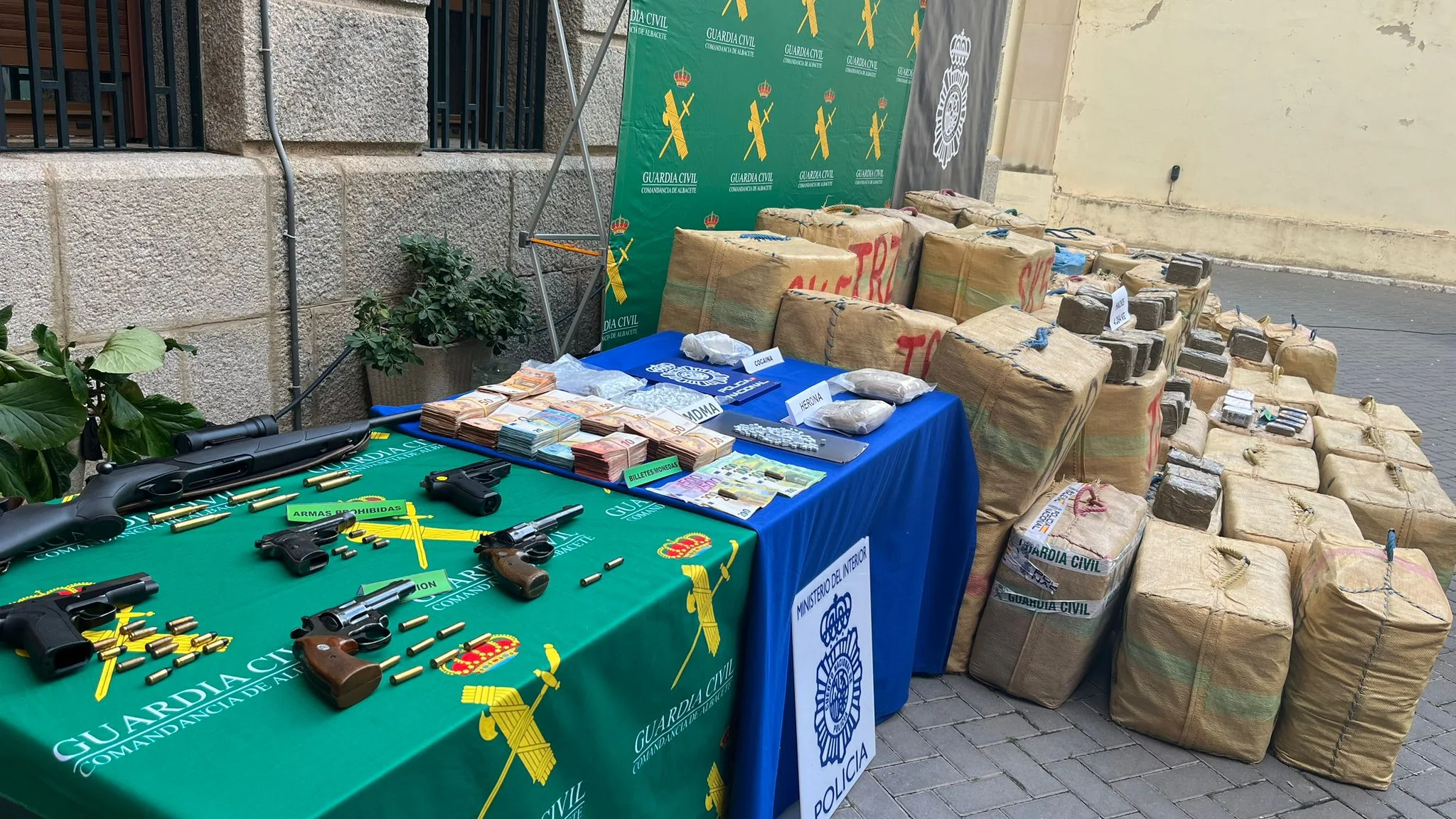 Operación 'Golden-Navaja' Operación 'Golden-Navaja'