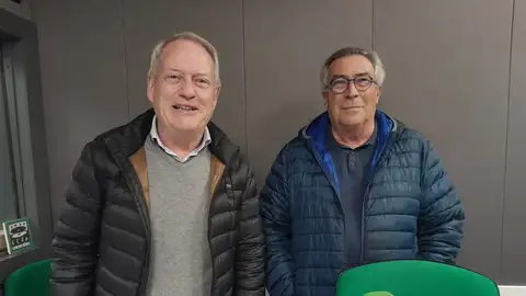 Álvaro Muñiz y Aurelio Martín habitan "La pequeña ínsula" de Más de Uno Gijón Álvaro Muñiz y Aurelio Martín habitan "La pequeña ínsula" de Más de Uno Gijón
