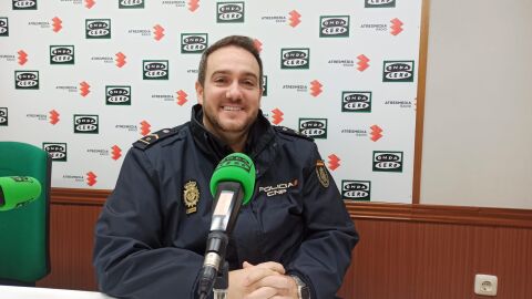 Francisco Chacón en los estudios de Onda Cero Ciudad Real