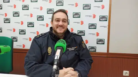 Francisco Chacón en los estudios de Onda Cero Ciudad Real Francisco Chacón en los estudios de Onda Cero Ciudad Real