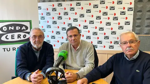 Alejandro, Javier y Cleto, del grupo de teatro Eurípides Alejandro, Javier y Cleto, del grupo de teatro Eurípides