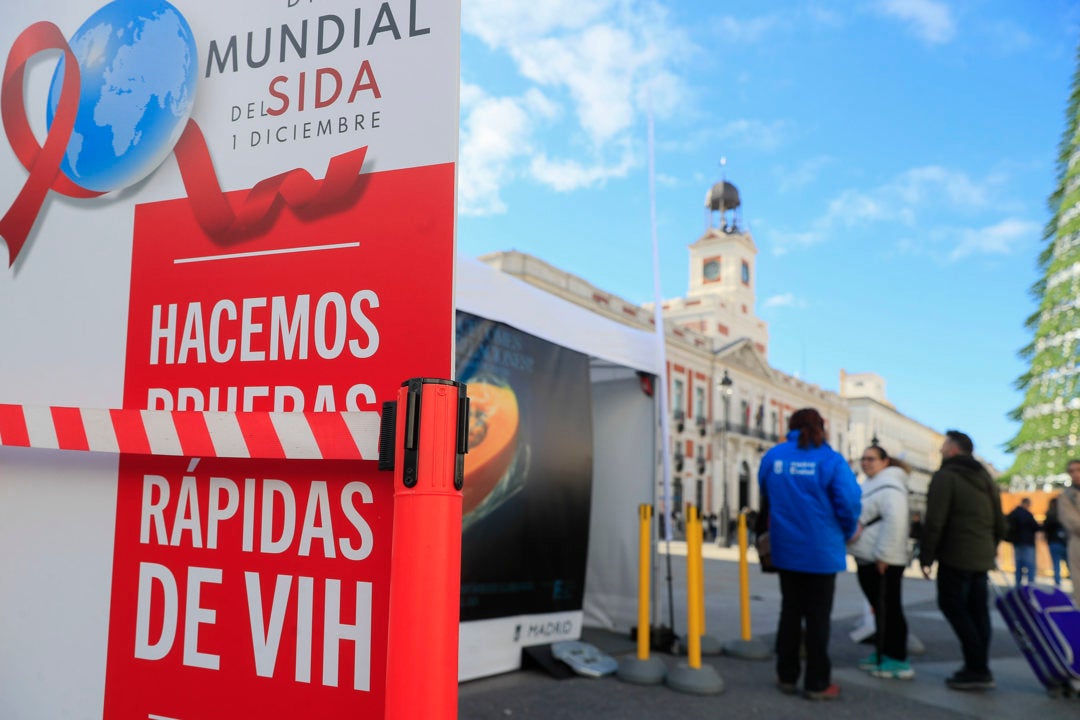 Disminuyen los contagios de VIH pero las asociaciones alertan del descenso en el uso del preservativo Disminuyen los contagios de VIH pero las asociaciones alertan del descenso en el uso del preservativo