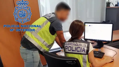 Investigadores de la Policía Nacional de Alicante Investigadores de la Policía Nacional de Alicante