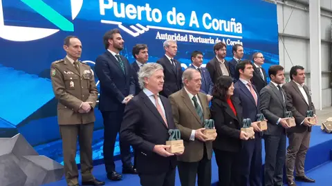 Celebración en el Puerto Exterior de A Coruña 20 millones de toneladas descargadas.