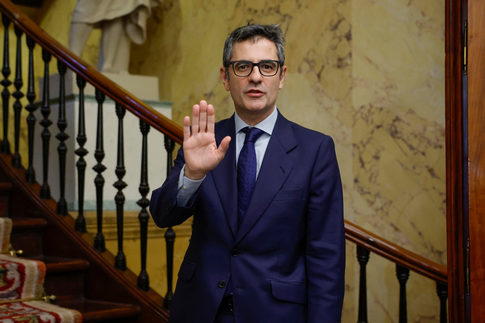 El Gobierno reconoce ahora que Bruselas sí tiene preguntas por la amnistía y las responderá "todas" El Gobierno reconoce ahora que Bruselas sí tiene preguntas por la amnistía y las responderá "todas"