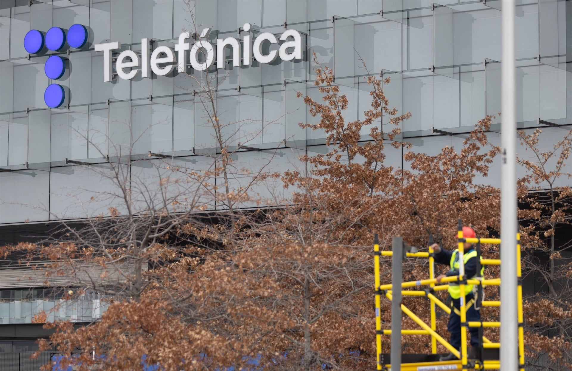 Telefónica propone más de 5.100 despidos en el ERE que afecta a sus filiales españolas Telefónica propone más de 5.100 despidos en el ERE que afecta a sus filiales españolas