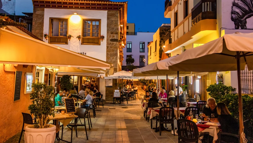 Zona de restauración de Puerto de la Cruz en Tenerife 