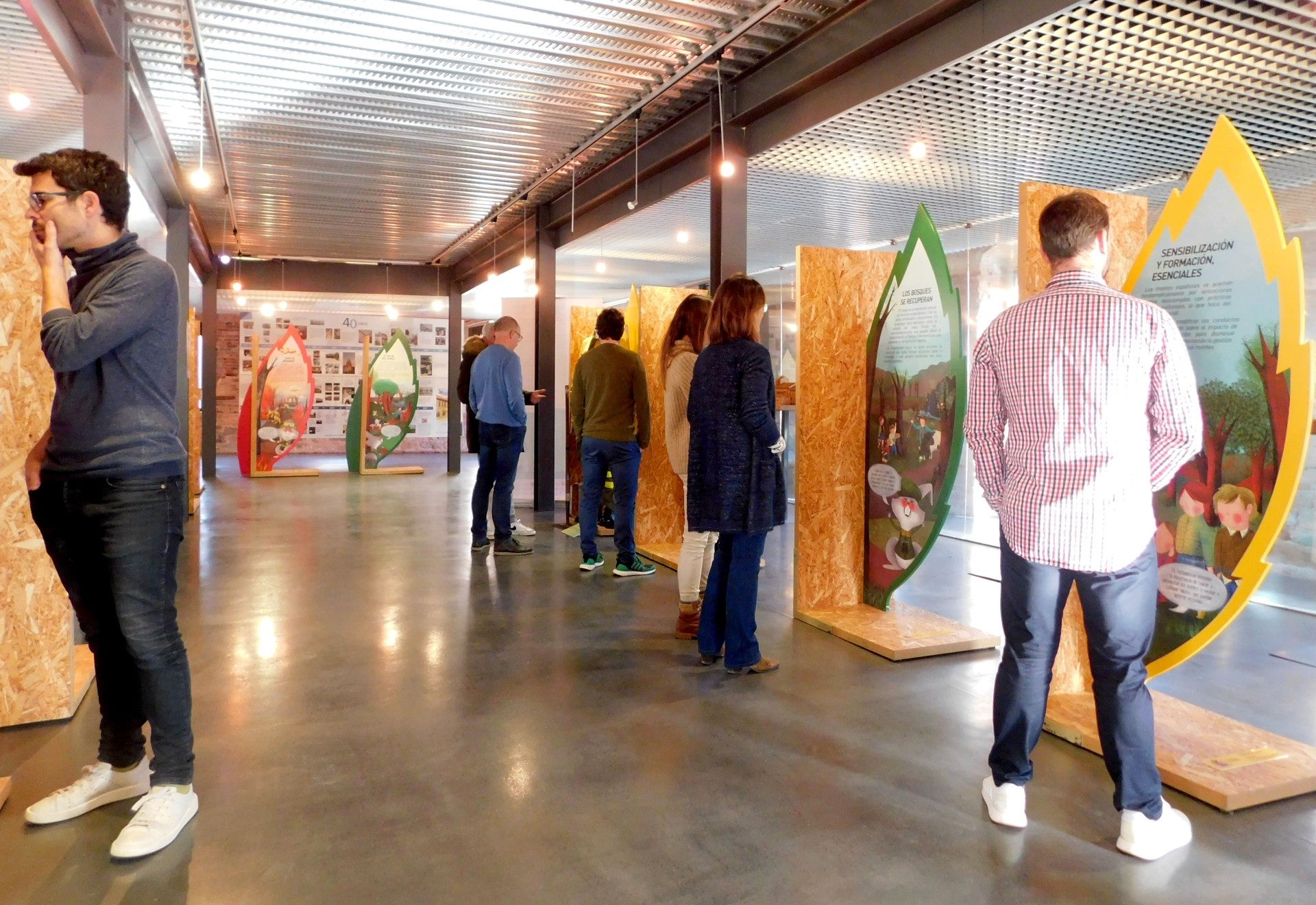 La Fundación Santa María la Real acoge una exposición sobre prevención de incendios forestales La Fundación Santa María la Real acoge una exposición sobre prevención de incendios forestales